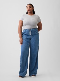 Mid Rise Pull-On SuperLight Wide-Leg Jeans