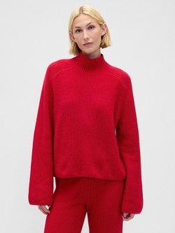 CashSoft Shaker-Stitch Turtleneck Sweater