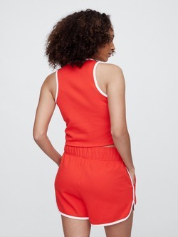GAP Pique Shorts Poster Red 2